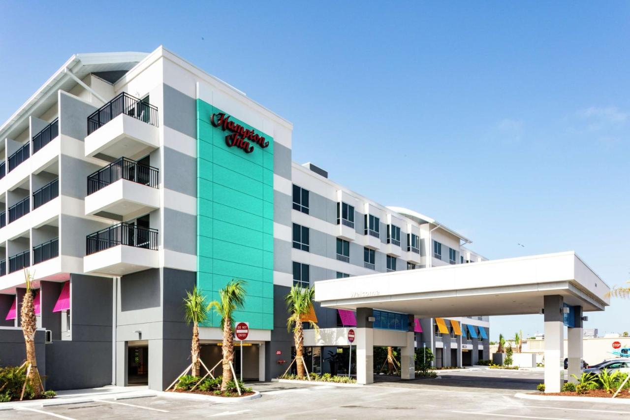 Hampton Inn Dunedin, Fl Exterior foto